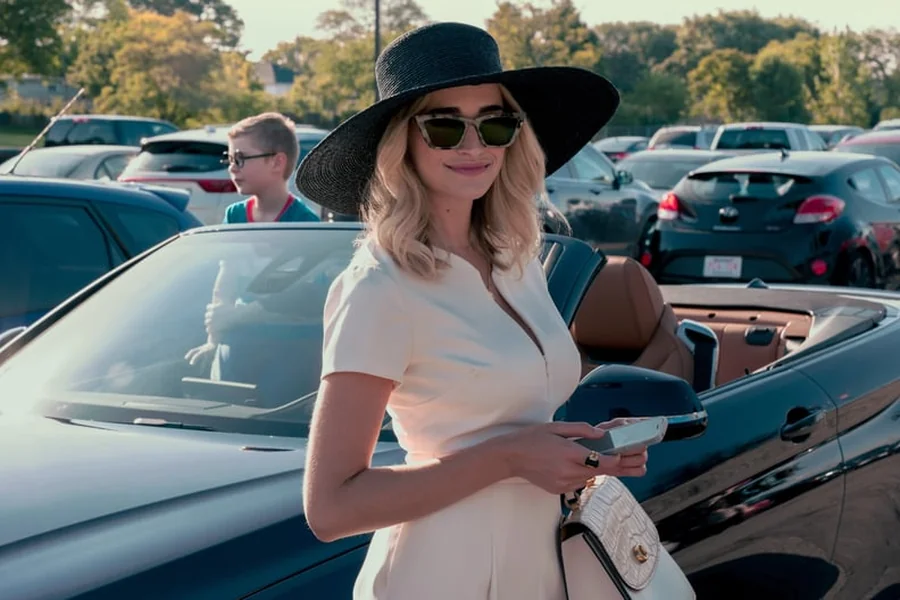 Brianne Howey Age